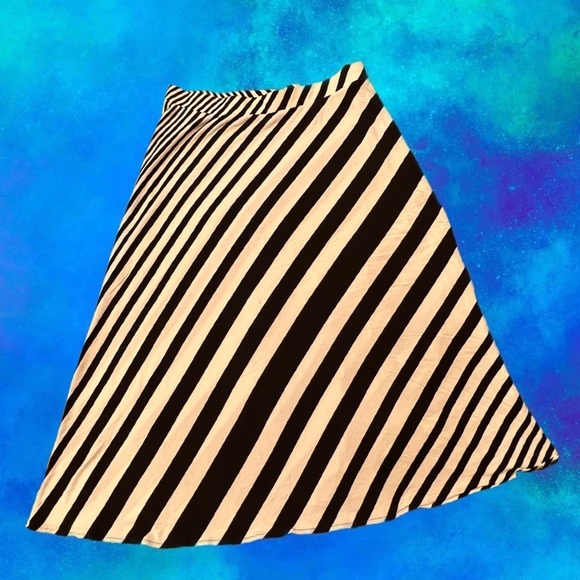 Lane Bryant Dresses & Skirts - Lane Bryant Striped Maxi Skirt 18/20